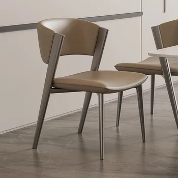 Легкое роскошное обеденное кресло Современная гостиная Простые модные обеденные стулья в скандинавском стиле Кожаные Кухонные табуреты для отдыха Мебель для дома 11