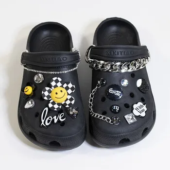 Милые туфли с отверстиями в виде цветка с пятью лепестками, украшения для обуви, пряжка для обуви, пляжная обувь с водяными бриллиантами, 3D Обувь с крокодилами, Цветочные аксессуары 12